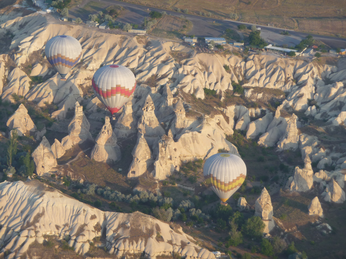 P1040520.JPG 3456x2592 index 276